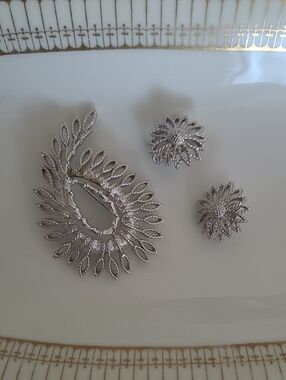 Vintage Signed D'Orlan 4161 Silver-tone Flower Brooch and Earring Set
